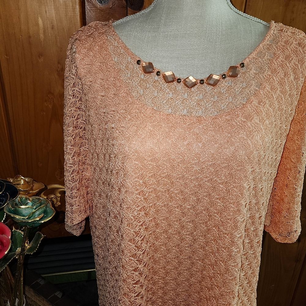 ❌❌ SOLD ❌❌ RUBY RD Stunning Peach Lacey 2-layer Blouse jewel & bead neckline